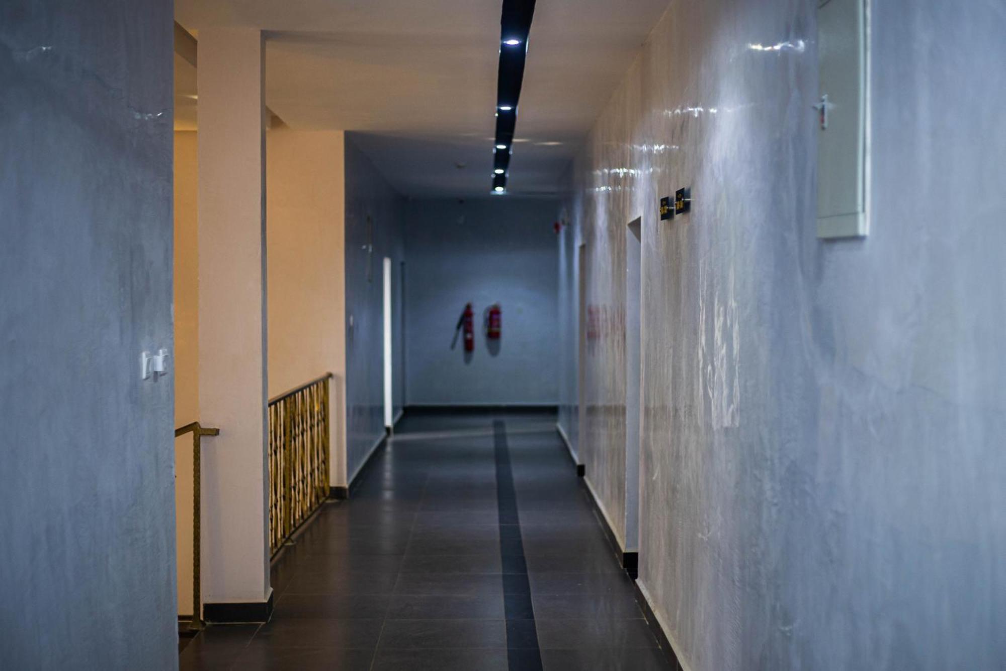 Vibes Suites Kaba Bagian luar foto