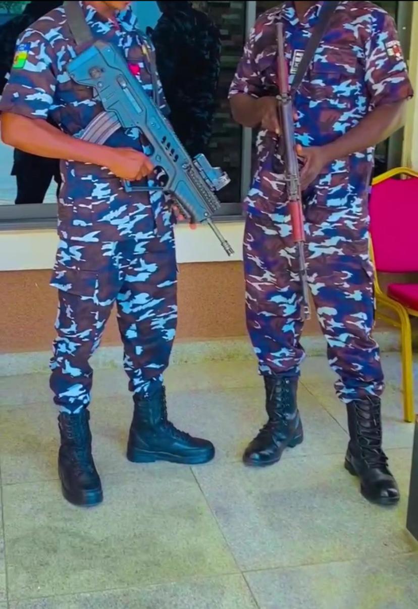 Vibes Suites Kaba Bagian luar foto